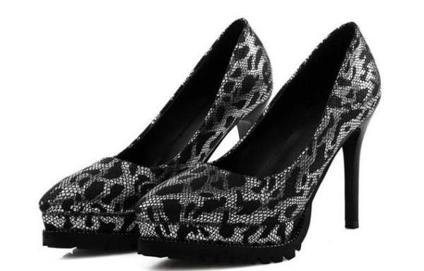 

2019 women's shoes in spring and autumn with new style high heel fine heel pointed end @51, Black