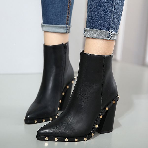 

women's shoes rivet high with sharp short boots woman boots high with, Black