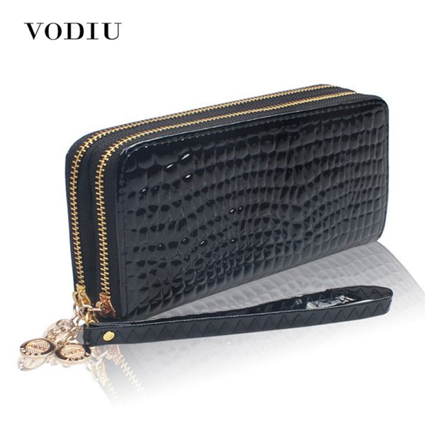 

2017 luxury patent crocodile leather double zipper women brand long wallet female wristlet clutch purse chain phone card holder, Red;black