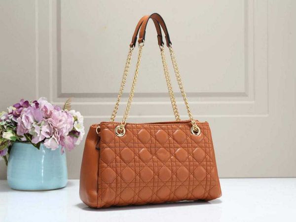 

fashion new 2020 designer luxury chain simple one shoulder internal compartment large capacity crossbody bag