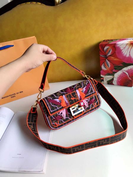 

2019 новый высококачественный бутик для взрослых 1: 1 package090831 # 12