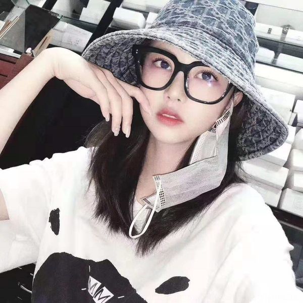 

gm black frame sydney v brand glasses un a.c large frame slim face trimming trend men's and women's anti-blue light plain glasses, Silver
