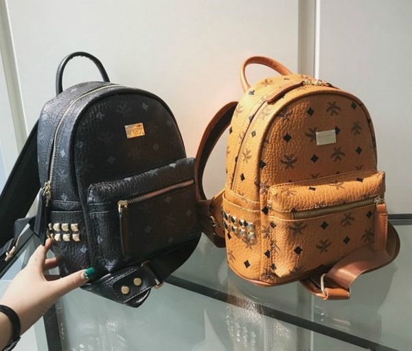 

stark visetos side rivets classical famous backpack for women and wen genuine leather school bags weekend bag shoulder handbag