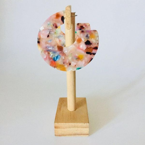 

fashion- flake hoop earrings multi-colour post back featherweight 2"l 180730ea03, Golden;silver