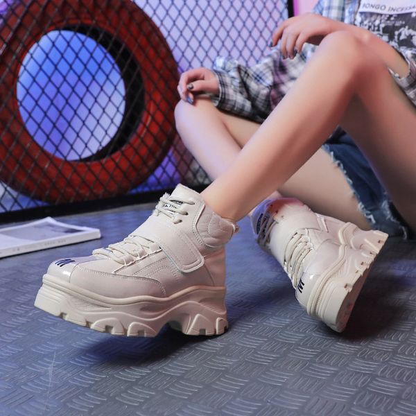 

ins british thick bottom snow lace up martin woman platform ankle military boots warm fur winter women sneaker mx200324, Black