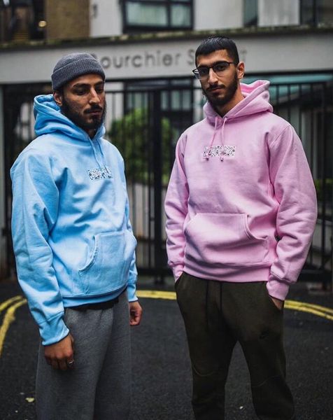 

Мода Классического Бандан вышивка Letter Box Logo Hoodie пуловер фуфайка ватка с капюшоном осень и зима пальто