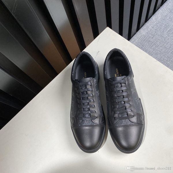 

2020 r match-up sports shoes series men's fashion trend outdoor sports shoes comfortable and breathable sports overall light