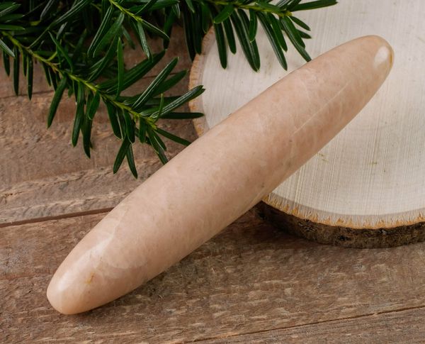 

moon stone massage wand-xl-natural polished crystal healing e1145