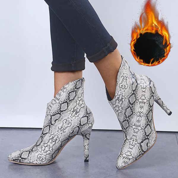 

snake sharp high with woman boots, Black