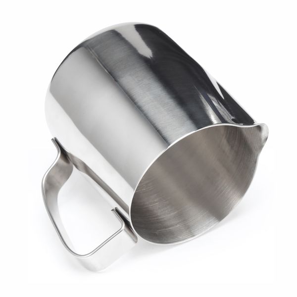 

кофейная чашка вычуры пены молока клюва металла нержавеющей стали