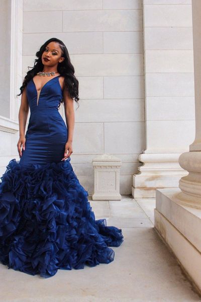 

2019 deep v-neck prom dresses sleeveless organza ruffles mermaid dress backless sweep train evening gowns new blue evening dresses, Black