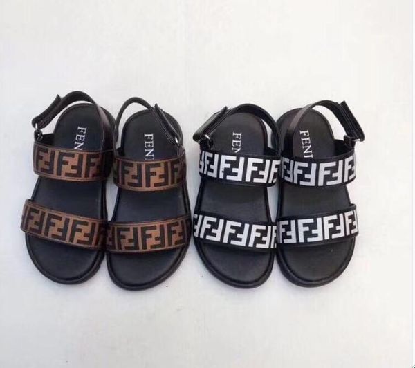 

Европа и Соединенные Штаты 2019 Новые детские кожаные плоские сандалии мальчиков и девочек открытый универсальный сандалии