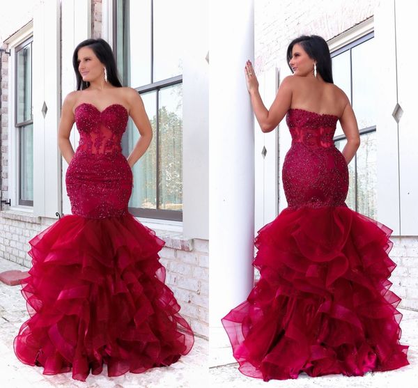 

2022 red tulle ruffles evening dresses formal elegant strapless lace applique beaded sheer waist open back prom dress long homecoming, Black;red
