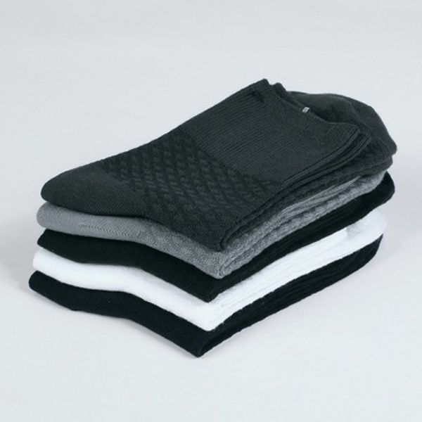 

solid color socks. men's fashion socks, deodorant, sweat-proof, young people, casual, cotton, unpatterned socks, Black