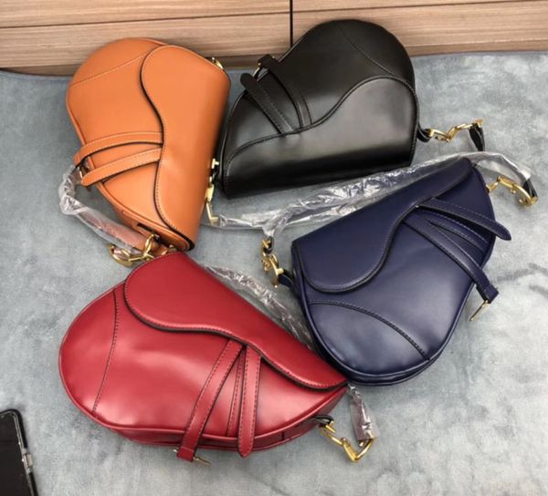 

2020 new luxury classic designer handbag leather womens shoulder bag saddle bag fashion metal letter handbag