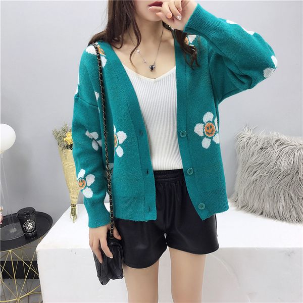 

2019 spring and autumn new loose thin section v-neck solid smile pattern knit cardigan coat sweater female, White