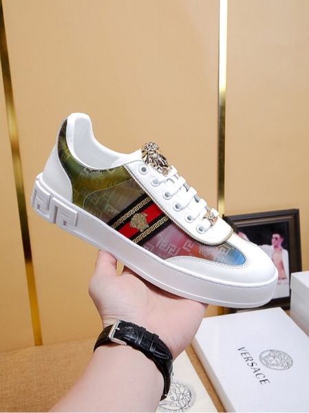 

2020 new ll2 high-quality men's casual sports shoes leather shoes, fashionable wild flat shoes, box number 38-45