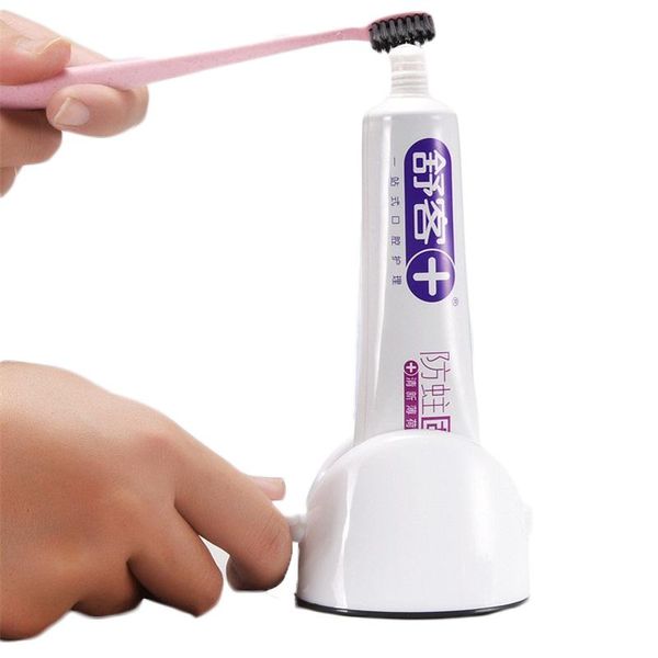 Breve supporto per dentifricio per bambini Rosso Colore bianco Plastica Dentifrici Rotolo di tubo Detergente per il viso Spremiagrumi di forniture per il bagno di casa1