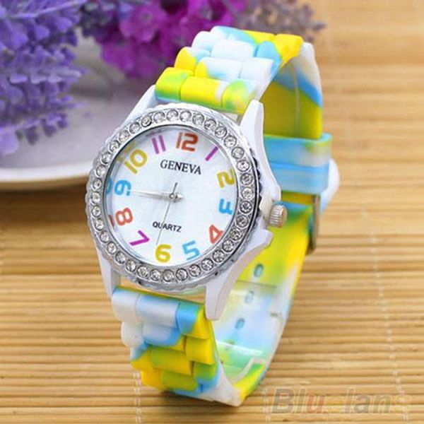 

women wrist watch rhinestone inlaid rainbow color silicone band clock quartz wrist watch ladies, Slivery;brown