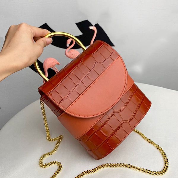 

новй ков ђмка из нађѬалной кожи ђмки коелков оализаоѬов кѬокодила зеѬ