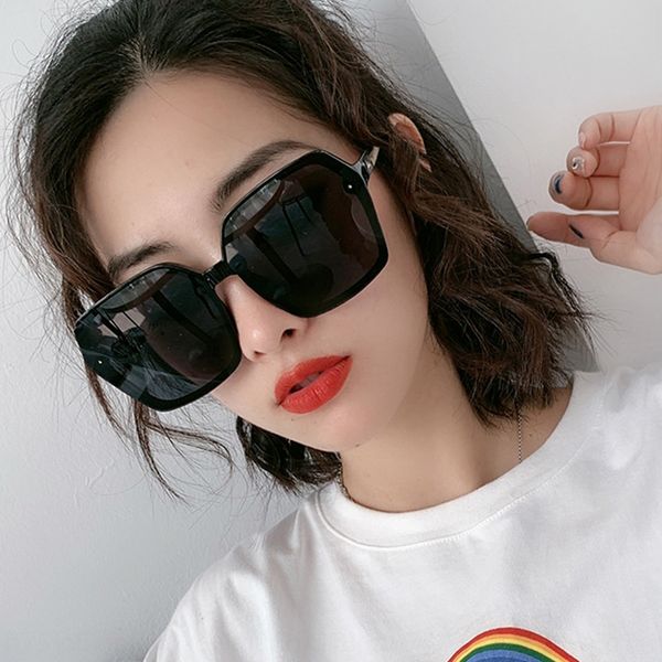 

2019 polygon sun large frame flat face men's and sun women's all-match sunglasses double color glasses, White;black