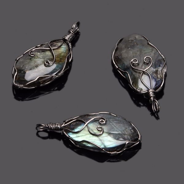 

new arrival fashion women men jewelry vintage irregular nuggets original quartz stone pendant natural labradorite stone pendants, Silver