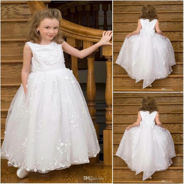 

2019 designer white holy princess girls party gowns organza jewel neck zipper back bow sash applique kids formal wear, White;blue