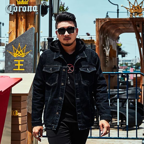

2019 autumn and winter new style denim jacket men's plus-sized western style cool animal avatar printed jacket, Black;brown
