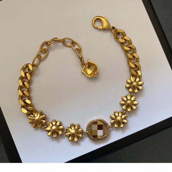 

2020 europe and the united states fashion new bracelet, Slivery;golden