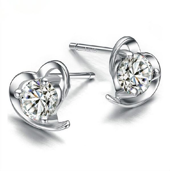 Роматический 925 серебряный серебряный серебряный маленький сердце в форме австрийских хрустальных серьгов для женщин для женщин Прекрасные серьги циркона вечеринка подарки
