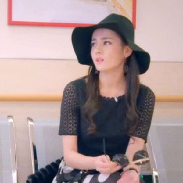 

2018 new 6colors fedoras sun vintage women's floppy cloche cap wide brim wool felt bowler fedora ladies holiday outdoor hat, Blue;gray