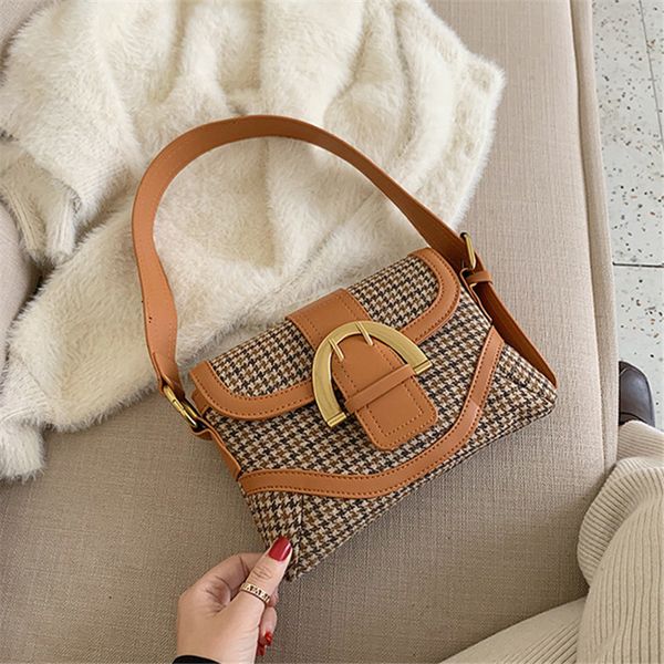 

brand originality design 2019 women's fashion trend design large lock handbag joker women's bag portable slung bag