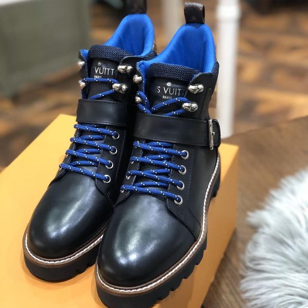 

martin boots female 2019 winter new wild lowhigh qualit heel boots black british wind explosion models women's boots original packaging