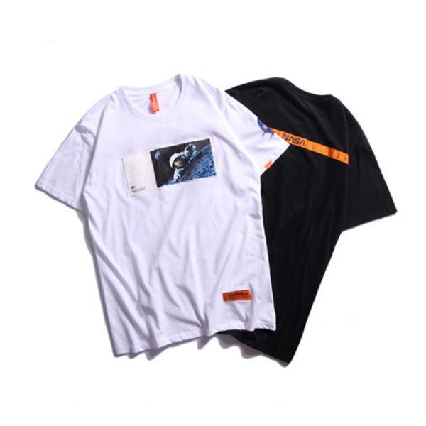

Mens Brand Fashion Print T-Shirts 2019 Summer New Style Casual Tee Astronaut Print Loose Male Tops