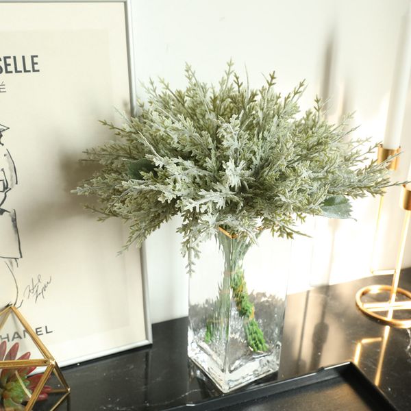 2019 Flocking Big Cypress Leaf Artificial Flower Decorations Home Fake Plants Flower Wall Wedding Decoration Material Hand Holding Flowers From