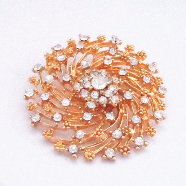 

brooch crystal set ma'am sweater brooch lead needle, Gray