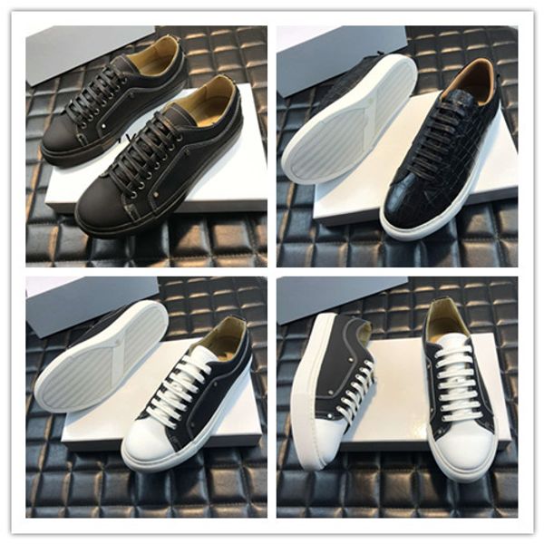 

2020 spring and summer new uppers italy imported small black leather sh0ows low-key luxury3