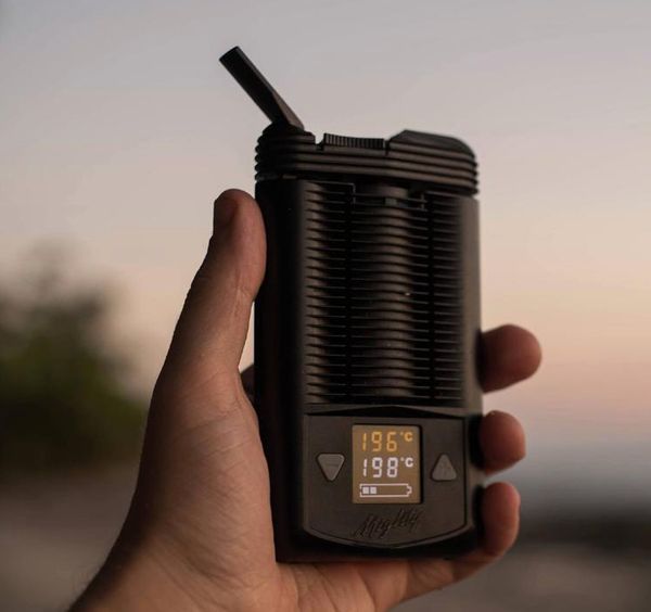 

Best Portable Mighty Vaporizer dry herb vaporizer battery-powered Pocket-Vaporizer e cigarettes vape mods DHL free ship with high quality