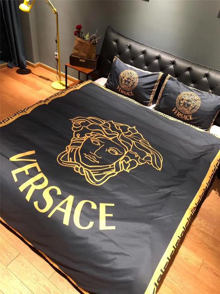 

Black godde bedding uit ve letter fa hion europe and america quilt cover et tide lover room 4 piece uit