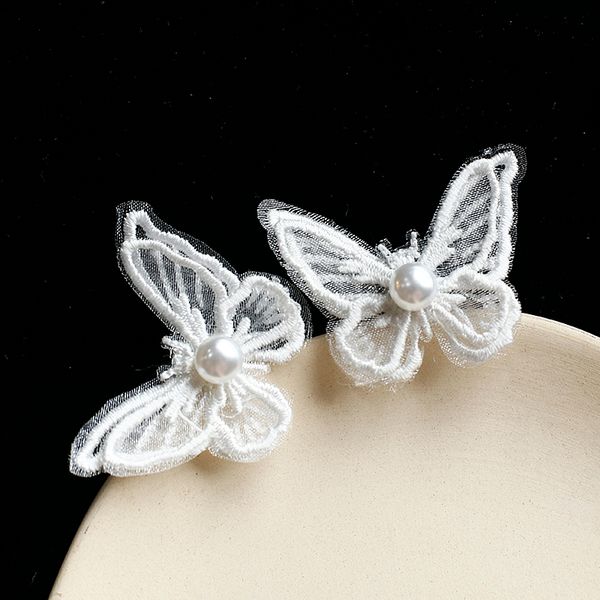 

amorcome unique white lace butterfly pearl stud earrings for women 2020 fshion cute simple double layer earrings wedding jewelry, Golden;silver