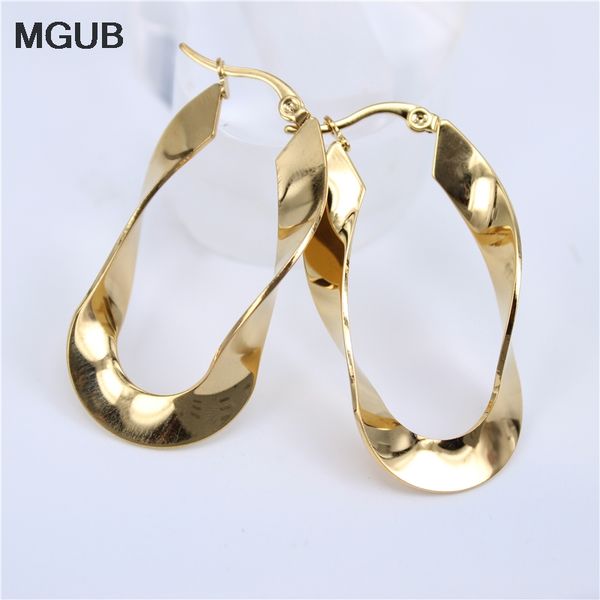 

mgub smooth new trendy 3 colors twisted big earrings wholesale jewelry round large size hoop earrings women lh14, Golden;silver