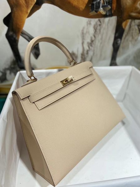 

wholesale cream kelly bag with epsom skin,have different size,many other designed purse,wallet with fast delivery