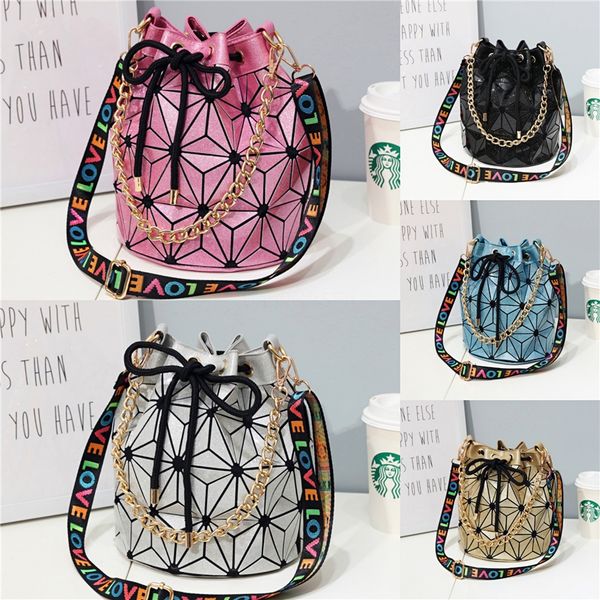 

2020 designer shoulder bag new size: 32*23cm crossbody bags luxury designer shoulder bag women bags capacity geometric bags#557