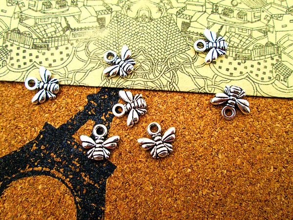 

180pcs--bee charms, antique tibetan silver lovely bee honeybee charm pendant 11x10mm, Bronze;silver