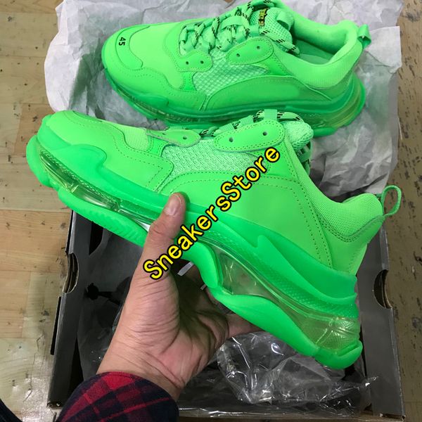 

2019 fashion dark green triple s dad shoes triple-s casual shoes trainer zapatos beige black men women casual shoes sport 35-45