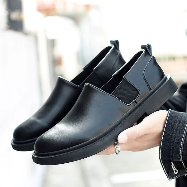 

new arrival men casual slip on shoes brown vintage shoes for mens designer brand sneakers men comfortable working leather, Black