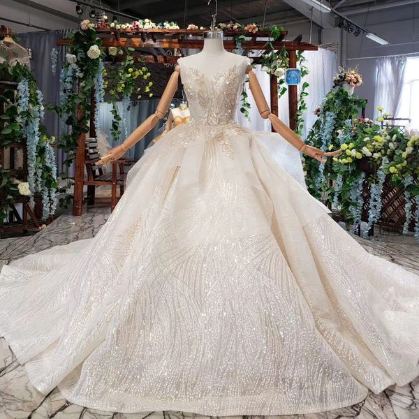 

2019 лето последние свадебные платья спагетти рукав спинки зашнуровать обратно рябить оболочки груди блестки кружева аппликация свадебные пл, White