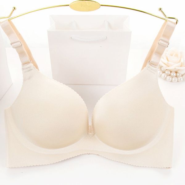 

женщины underwears бесшовные бюстгальтер мода новой бесшовный one piece push up bra сексуальная женщина brassiere белье бюстгальтеры для жен, Red;black
