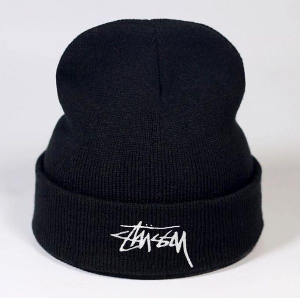 

2019 trendy hats winter knitted fur poms beanie label fedora luxury cable slouchy skull caps fashion leisure beanie outdoor hatsg0529, Blue;gray