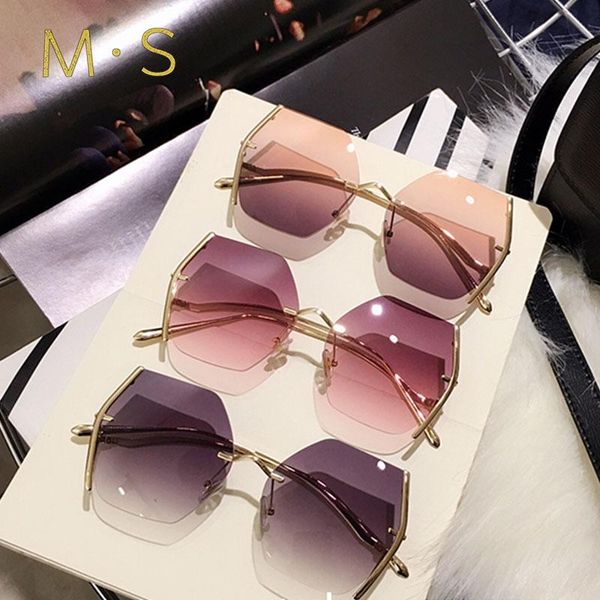 

ms 2019 female sunglasses brand designer sunglasses summer sun glasses fashion women luxury decoration classic eyewear uv400 awwrh